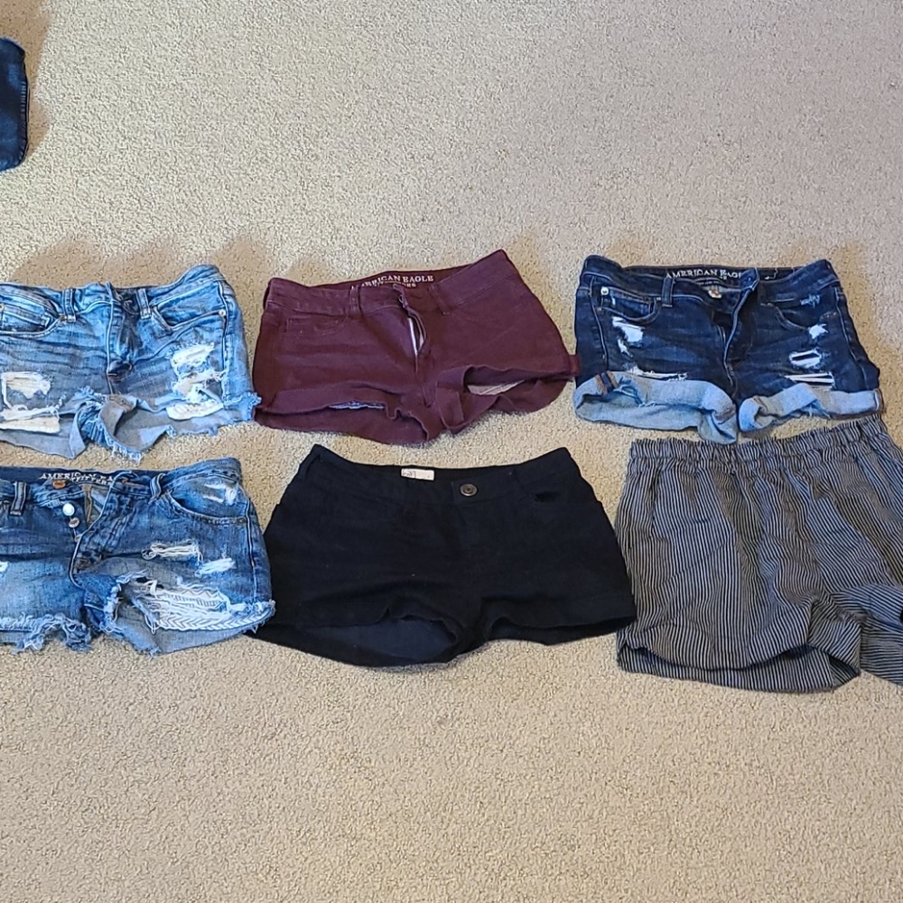 Bundle of shorts